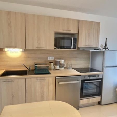 A 150M De La Plage - Coquet Appartement Pour 4 Personnes Vias Esterno foto